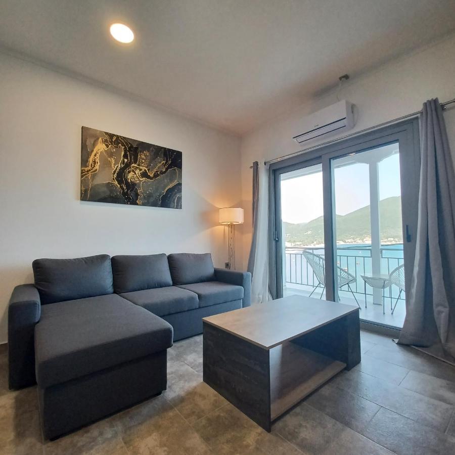 Ponti Bay Apartments Vasiliki  Exterior photo