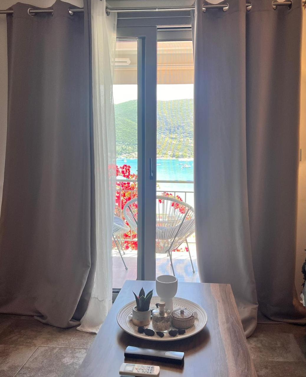 Ponti Bay Apartments Vasiliki  Exterior photo