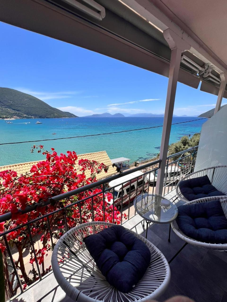 Ponti Bay Apartments Vasiliki  Exterior photo